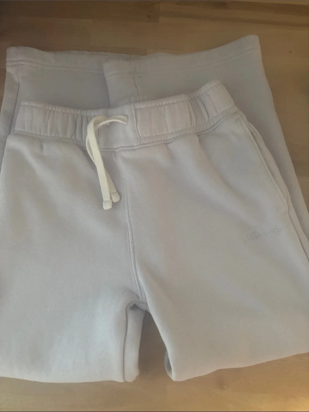 abercrombie kids Light Gray & Pale Lavender Sweatpants Duo